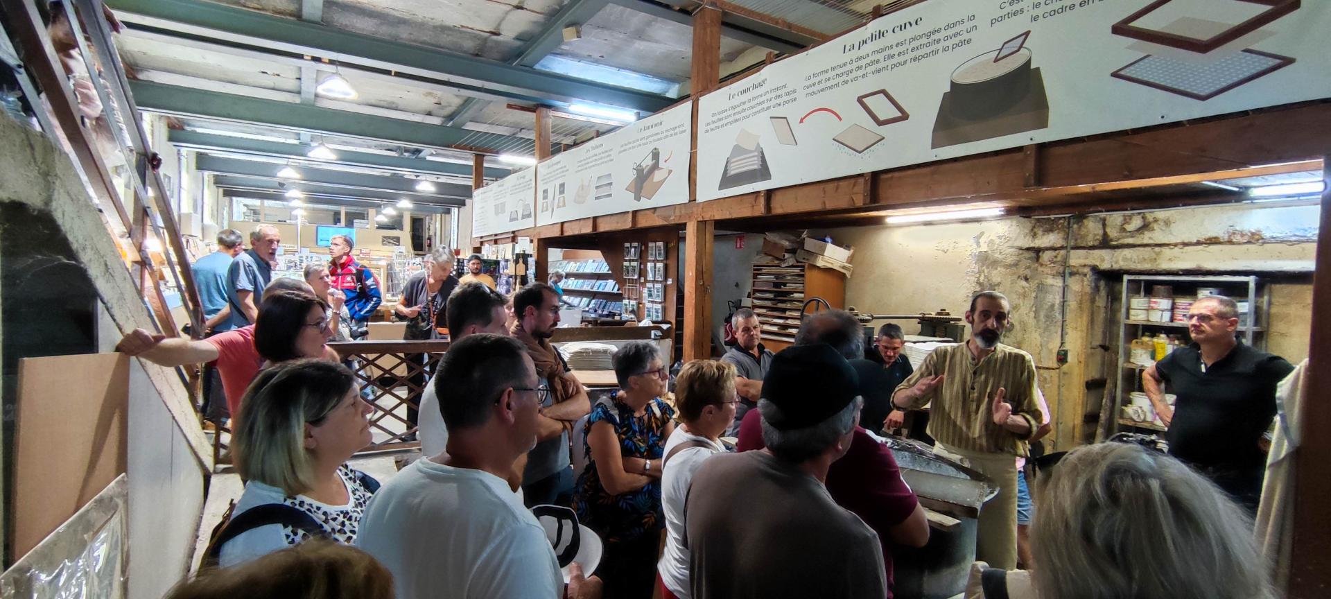 Moulin à papier Vallis Clausa Fontaine de Vaucluse