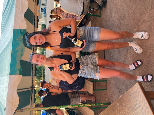 Laurine et Laurine Doublette féminine