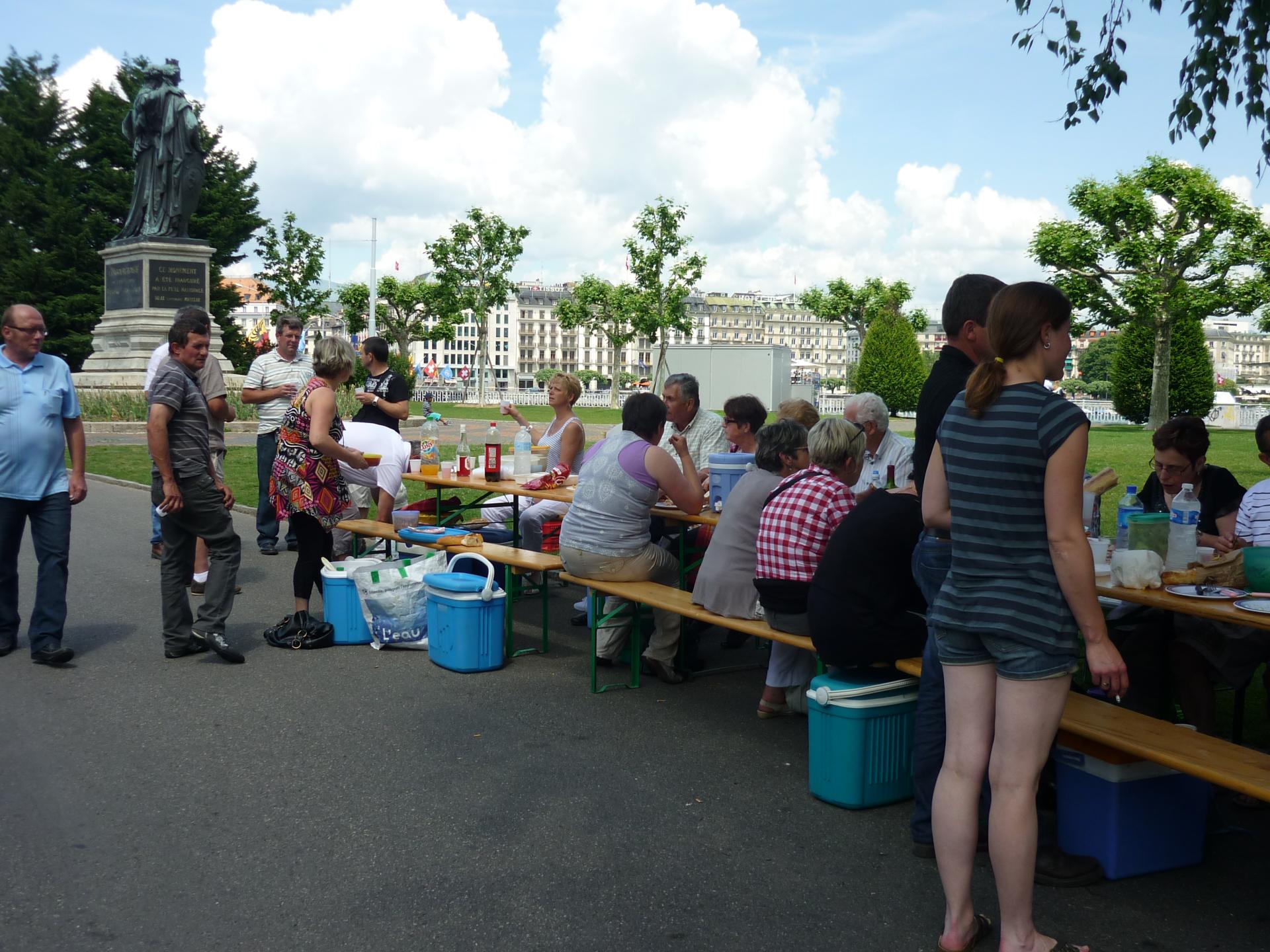 Pique-nique le long du lac léman Genève