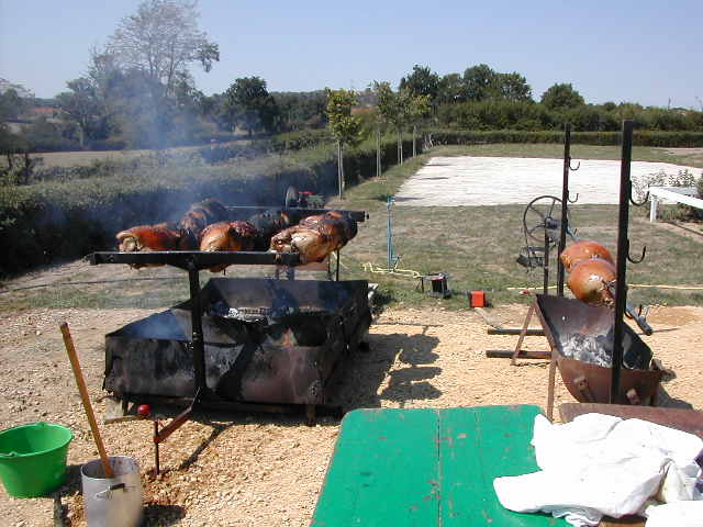 Préparatifs cuisson des jambons